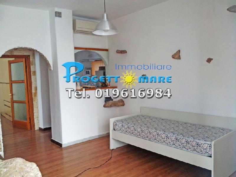 Appartamento in  Vendita  a Pietra Ligure   trilocale   65 mq  foto 4